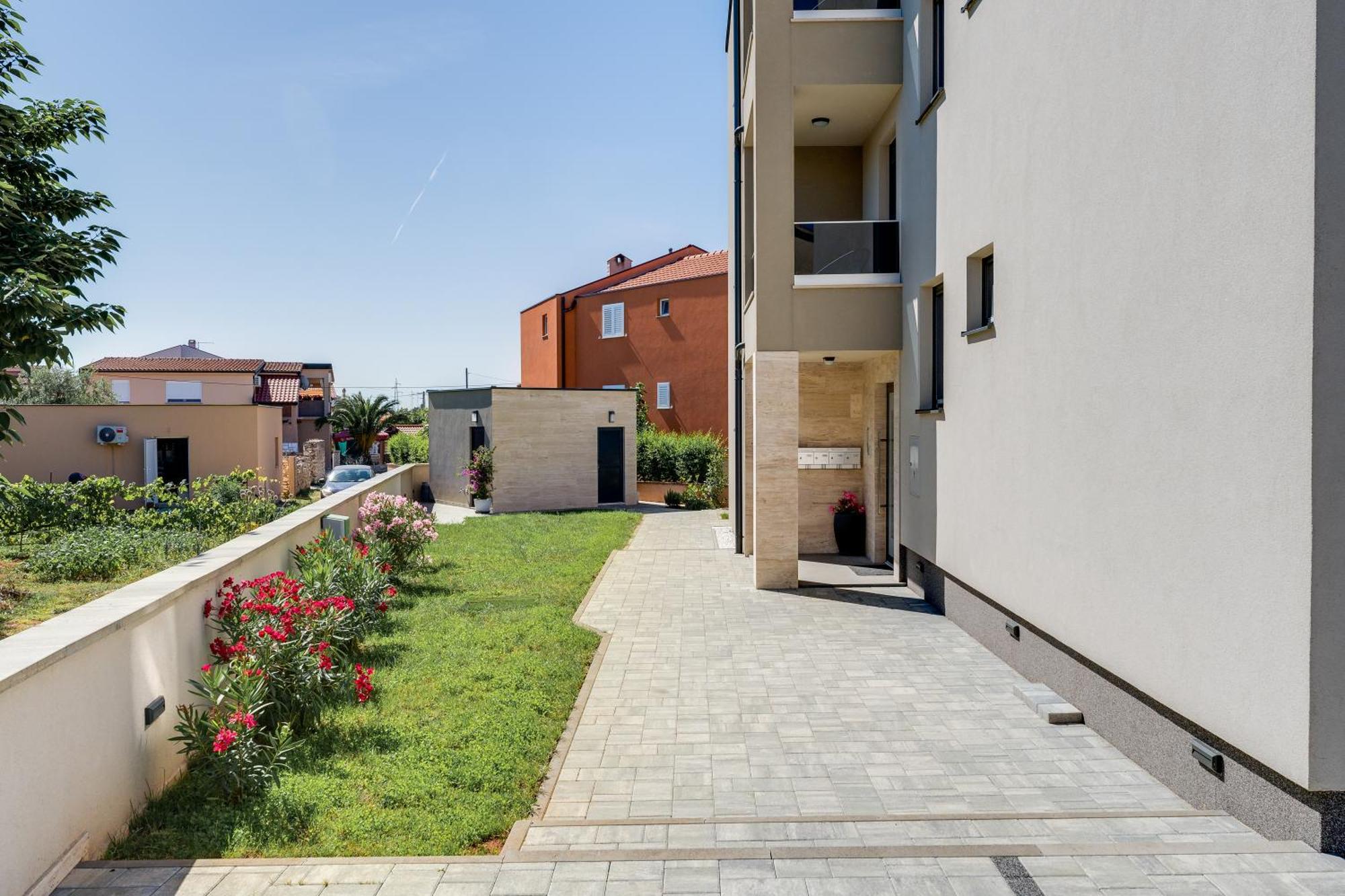 Salt Bloom Apartments Nin Extérieur photo