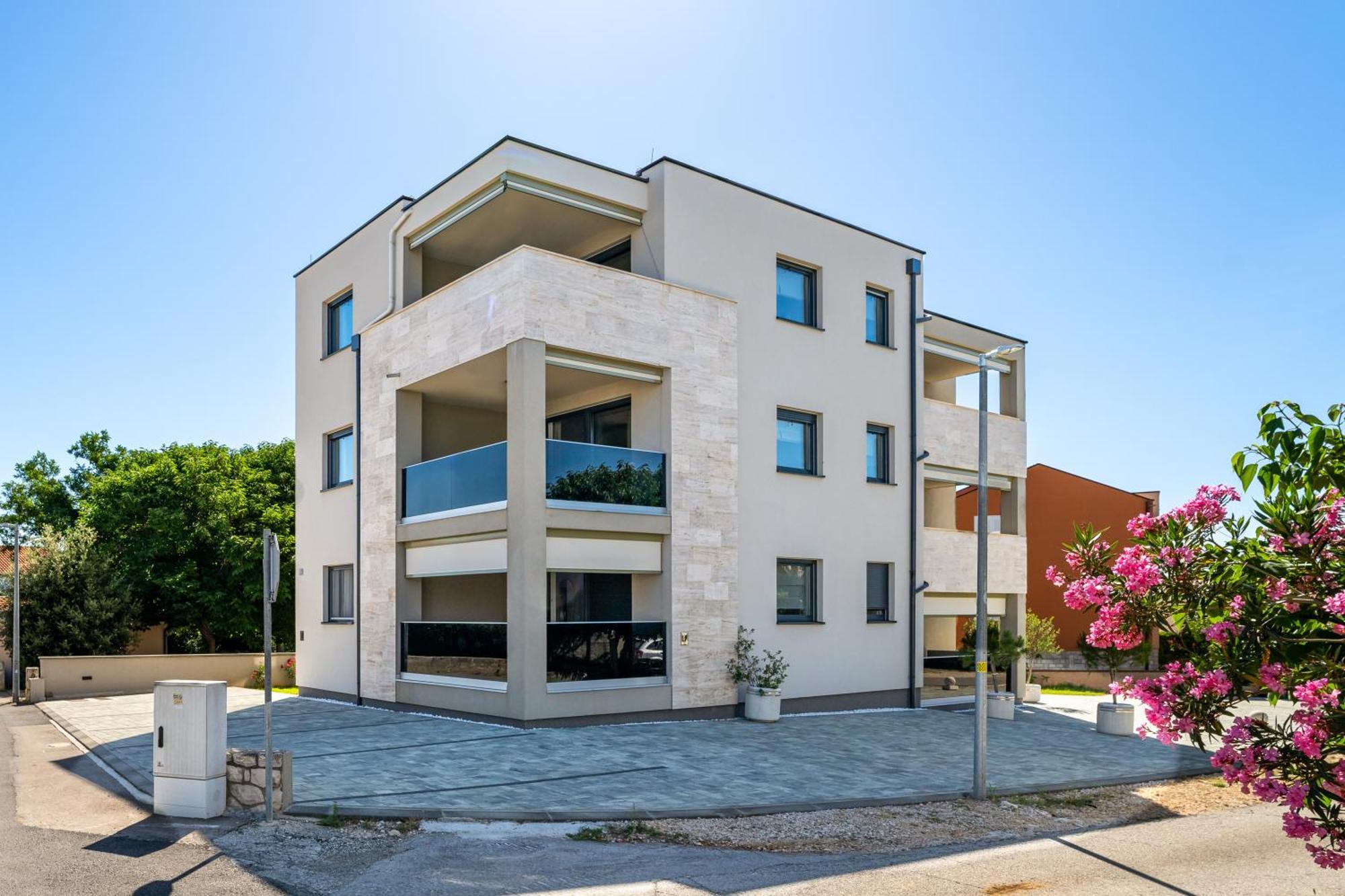 Salt Bloom Apartments Nin Extérieur photo