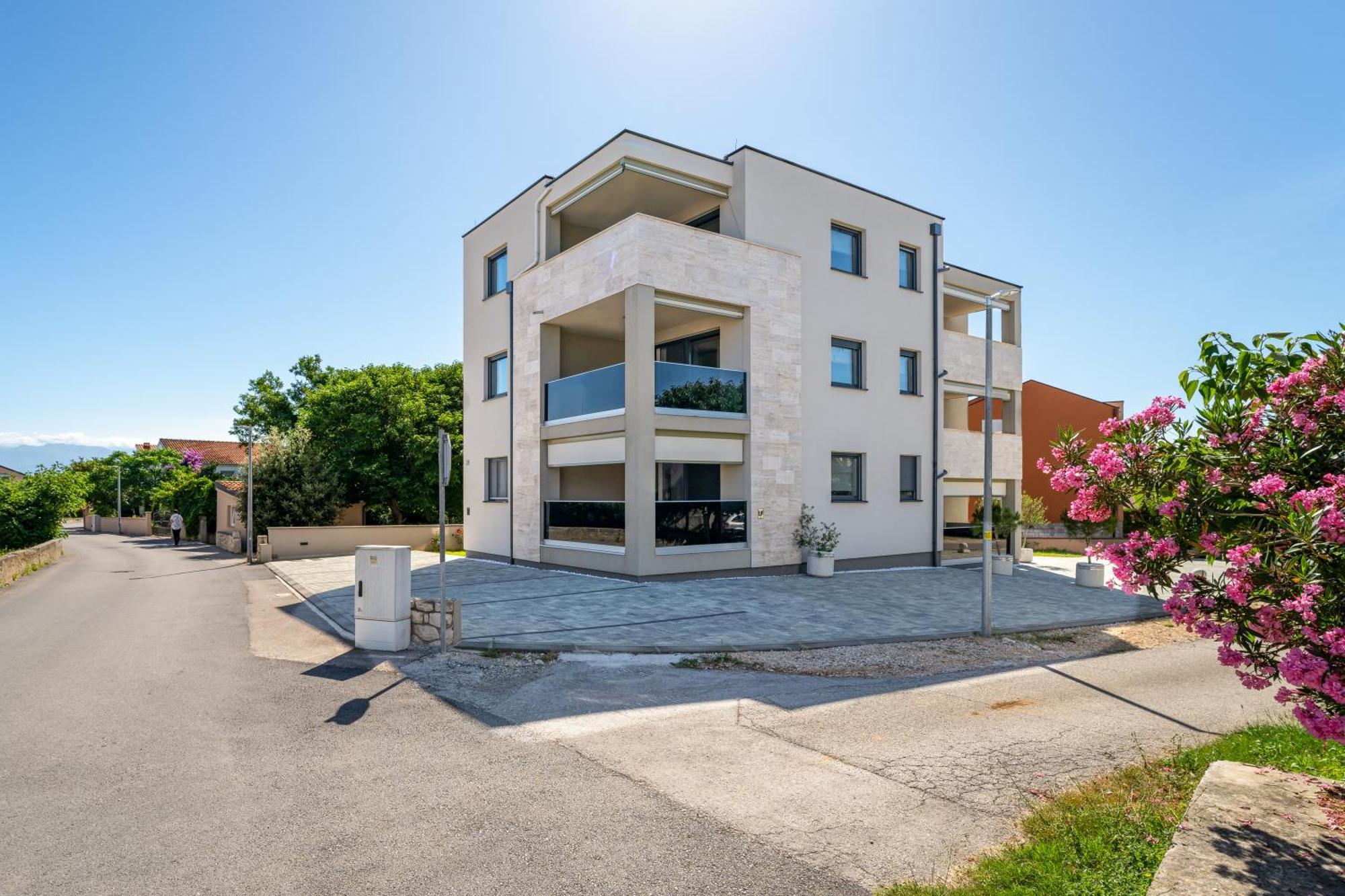 Salt Bloom Apartments Nin Extérieur photo